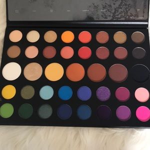 James Charles x Morphe palette